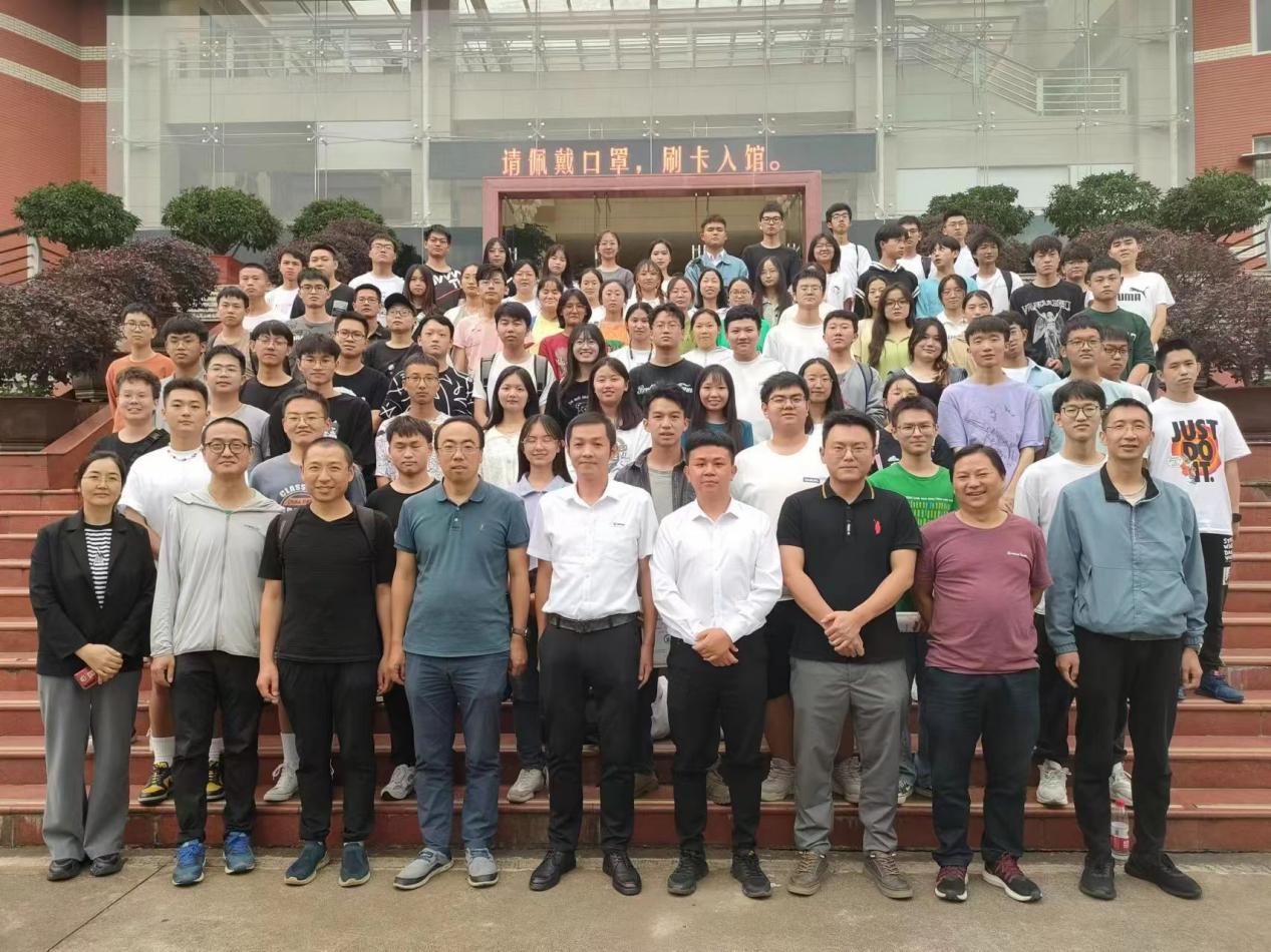 说明: f0c6b2b4-afad-4731-866d-f484e52e0852